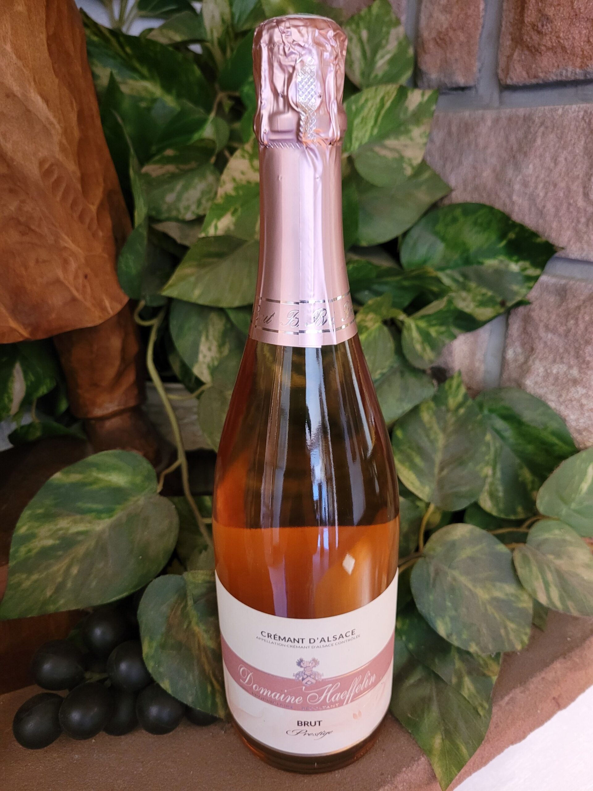 CREMANT BRUT PRESTIGE SCALED | Domaine Henri Haeffelin et Fils Crémant d’Alsace – Rosé Prestige Illzach 0